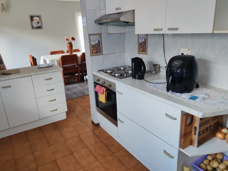 3 Bedroom Property for Sale in Azalea Park Eastern Cape
